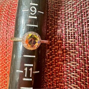 Fragrant Jewels Silver Ring with Iridescent Gem